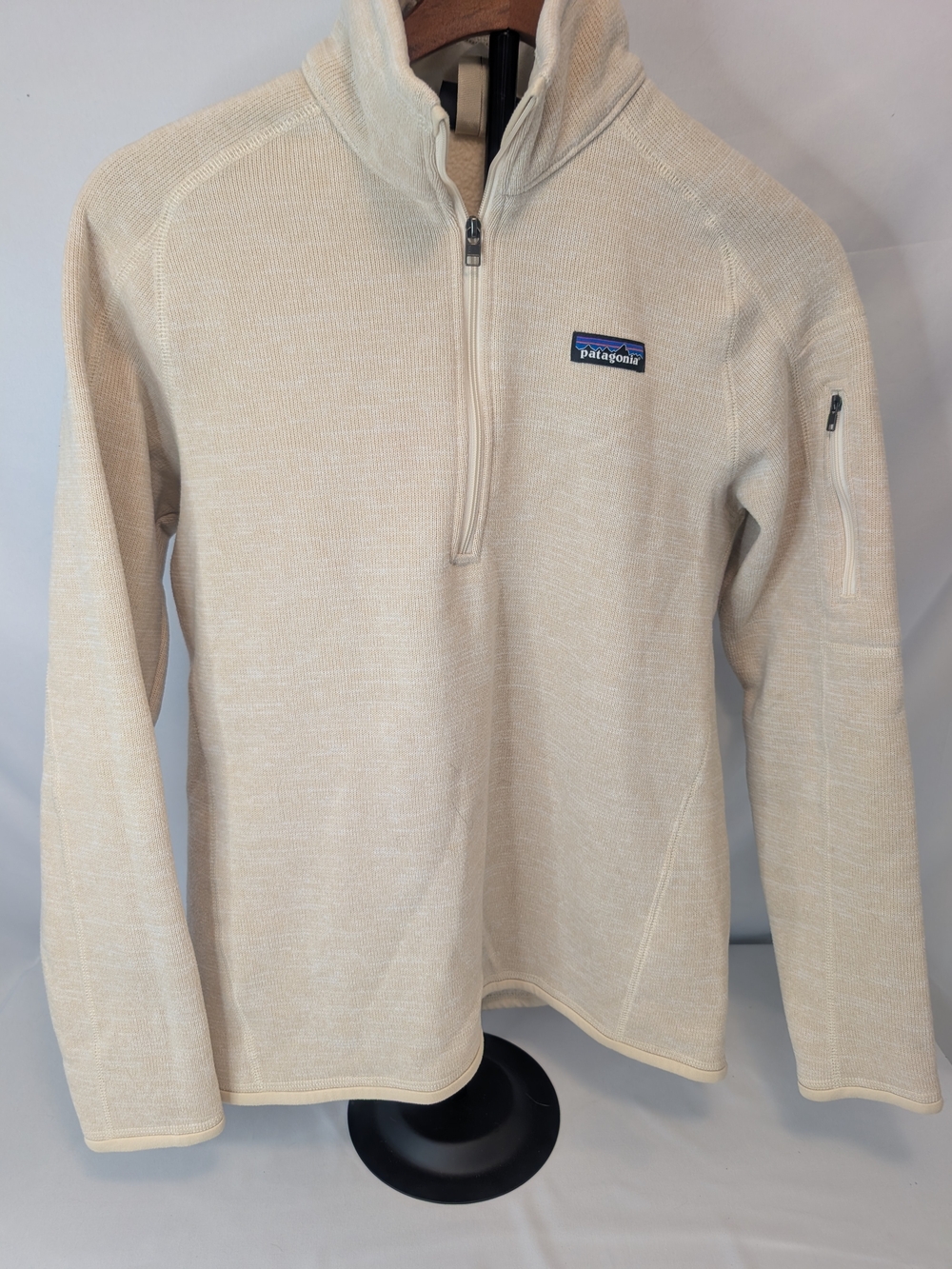 Patagonia Women's medium Cream Half-Zip Pullover Sweater